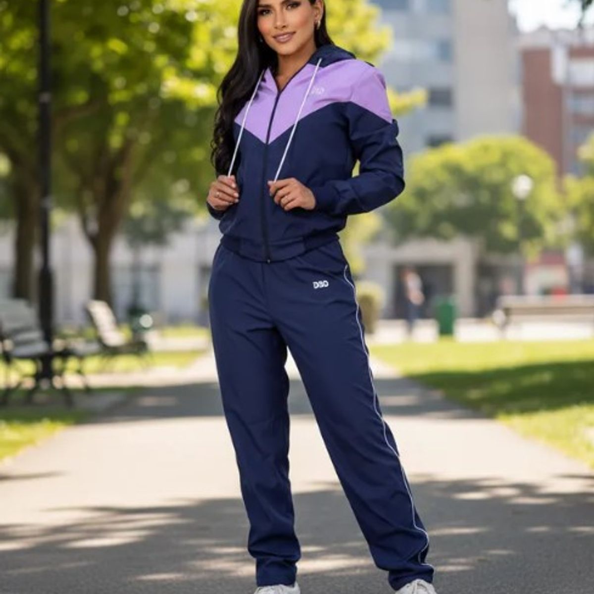 MODA EN CIRCUITO - Conjunto Deportivo o Sudadera para Mujer en Impermeable