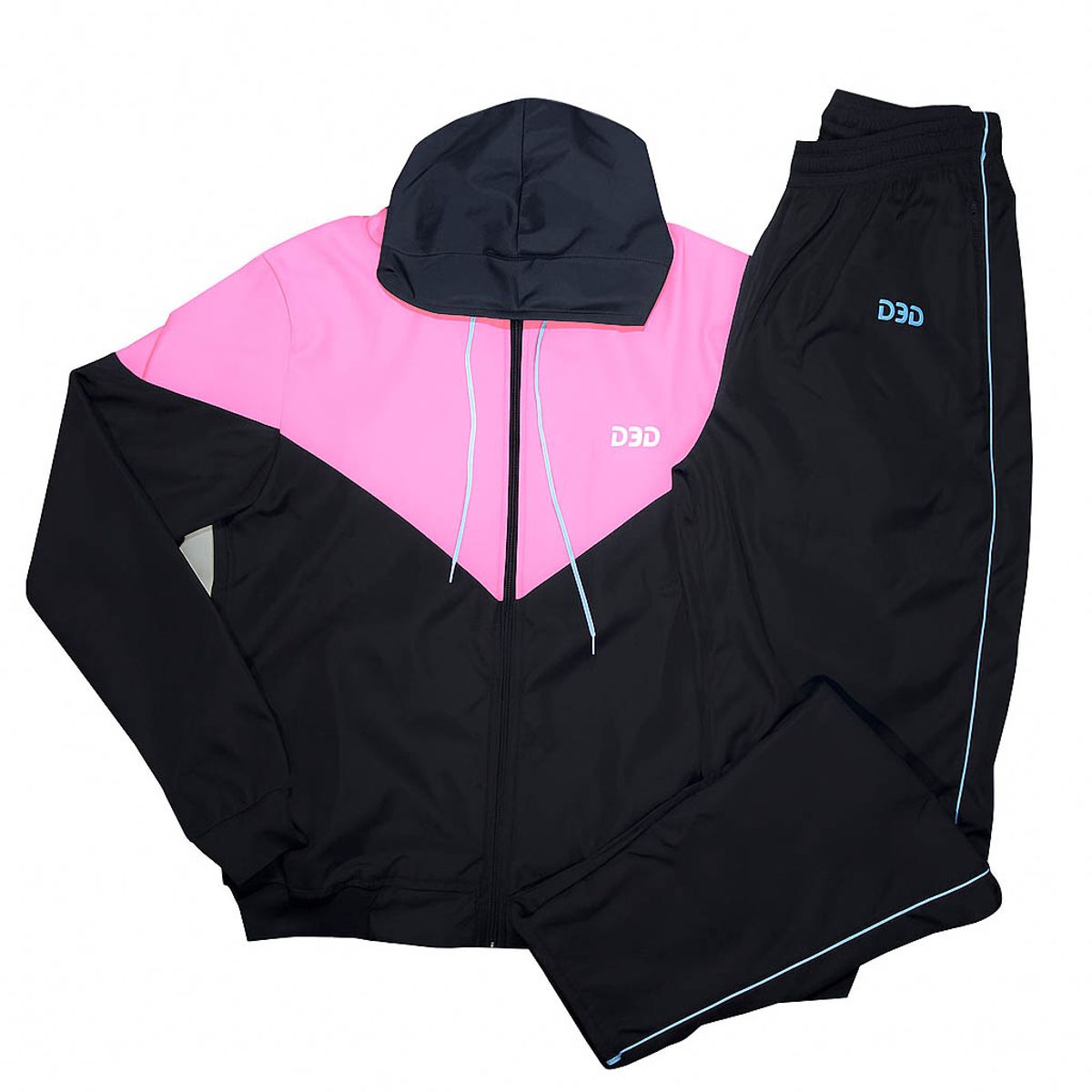 MODA EN CIRCUITO - Conjunto Deportivo o Sudadera para Mujer en Impermeable.