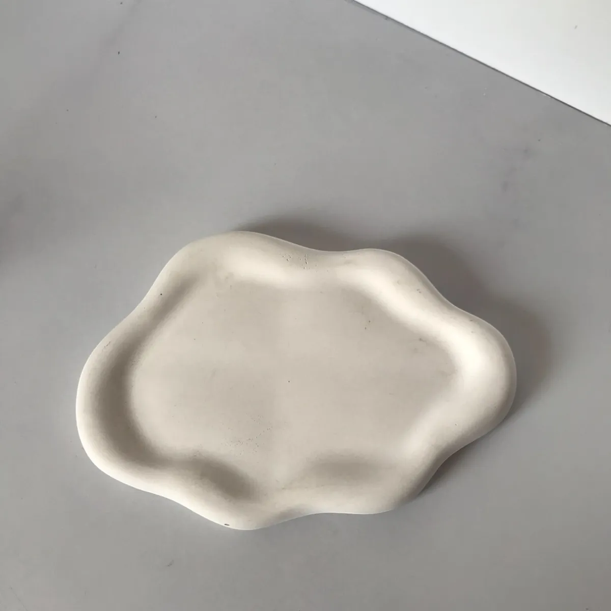 DECORACIONES ALE Y GABI - Bandeja Decorativa Nube  18CMS X11CMS