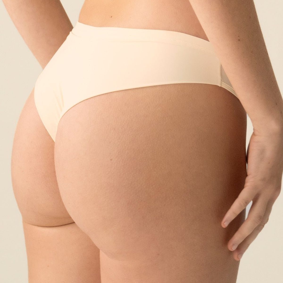 TOUCHE LINGERIE - PANTY SEMIBRASILERO EN MICROFIBRA 0261052