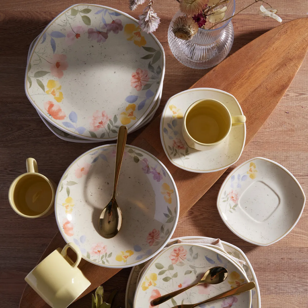 CORONA - Vajilla Corona Alisa 4 puestos 20 piezas