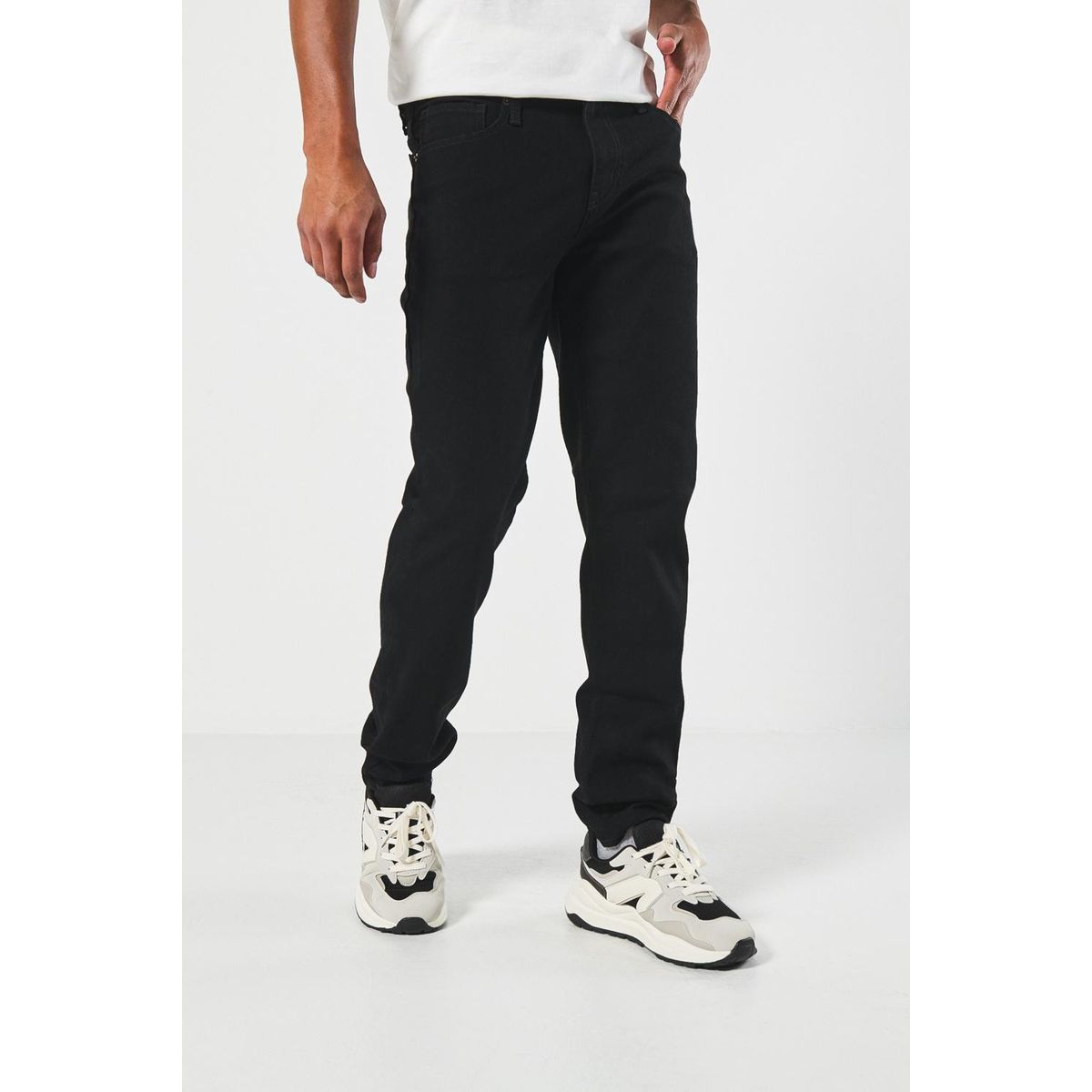 KOAJ - KOAJ Jean tiro bajo slim negro ceñido con 5 bolsillos Hombre