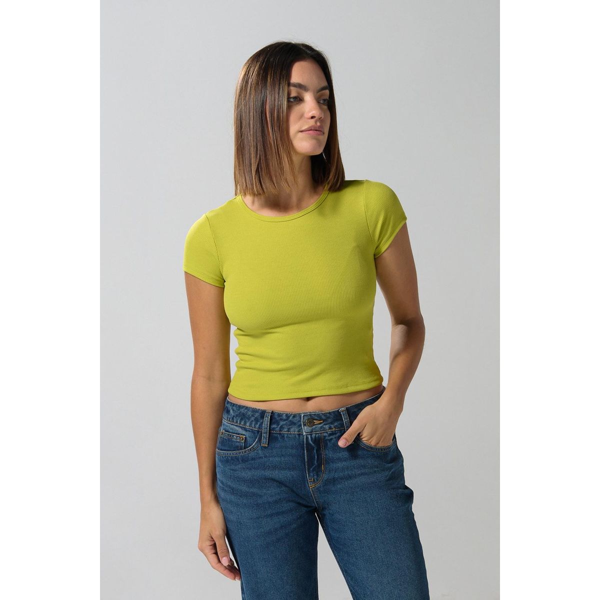 KOAJ - KOAJ Camiseta en rib verde clara con texturas y manga corta Mujer