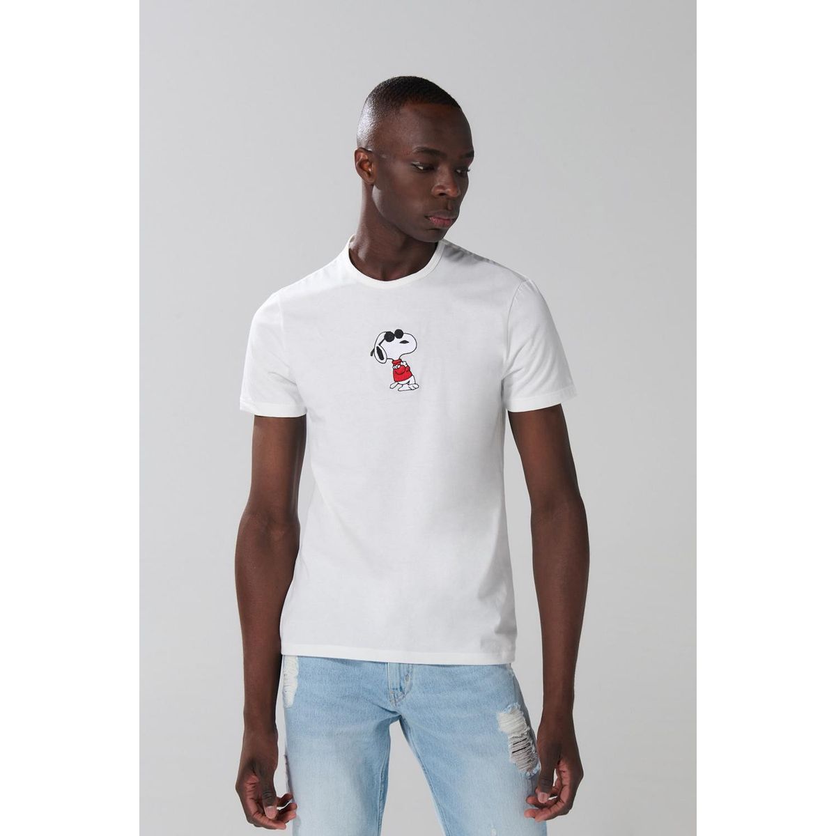 KOAJ - KOAJ Camiseta cuello redondo unicolor con arte de Snoopy Hombre