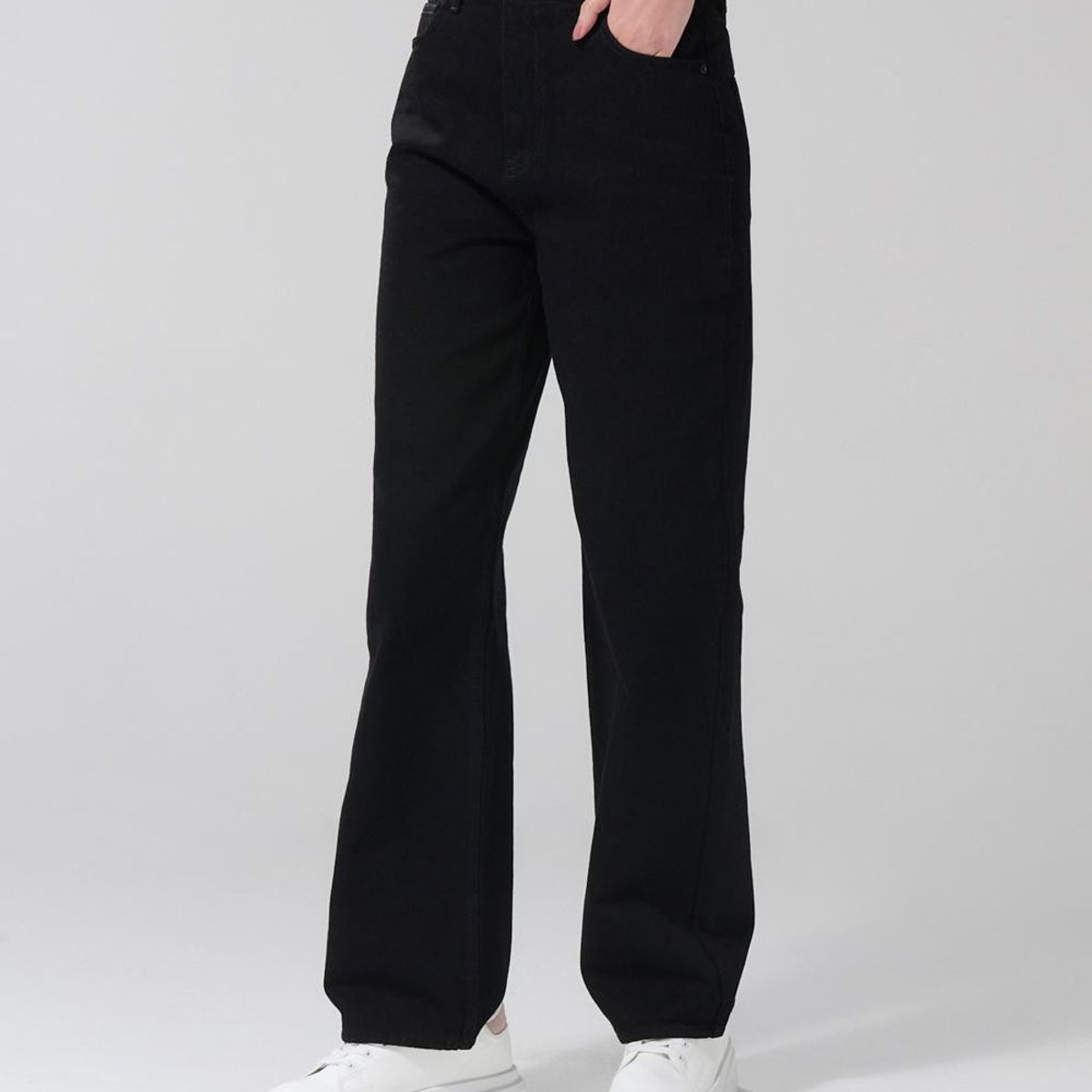 KOAJ - KOAJ Jean tiro alto 90´S negro con bota recta y bolsillos Mujer