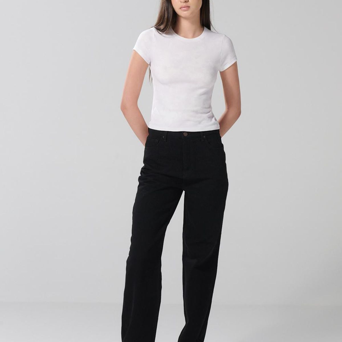 KOAJ - KOAJ Jean tiro alto 90´S negro con bota recta y bolsillos Mujer
