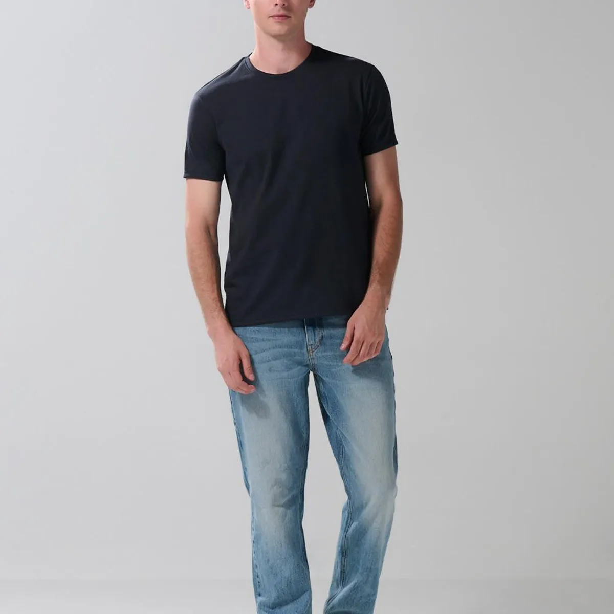KOAJ - KOAJ Camiseta en polialgodón azul intensa con manga corta Hombre