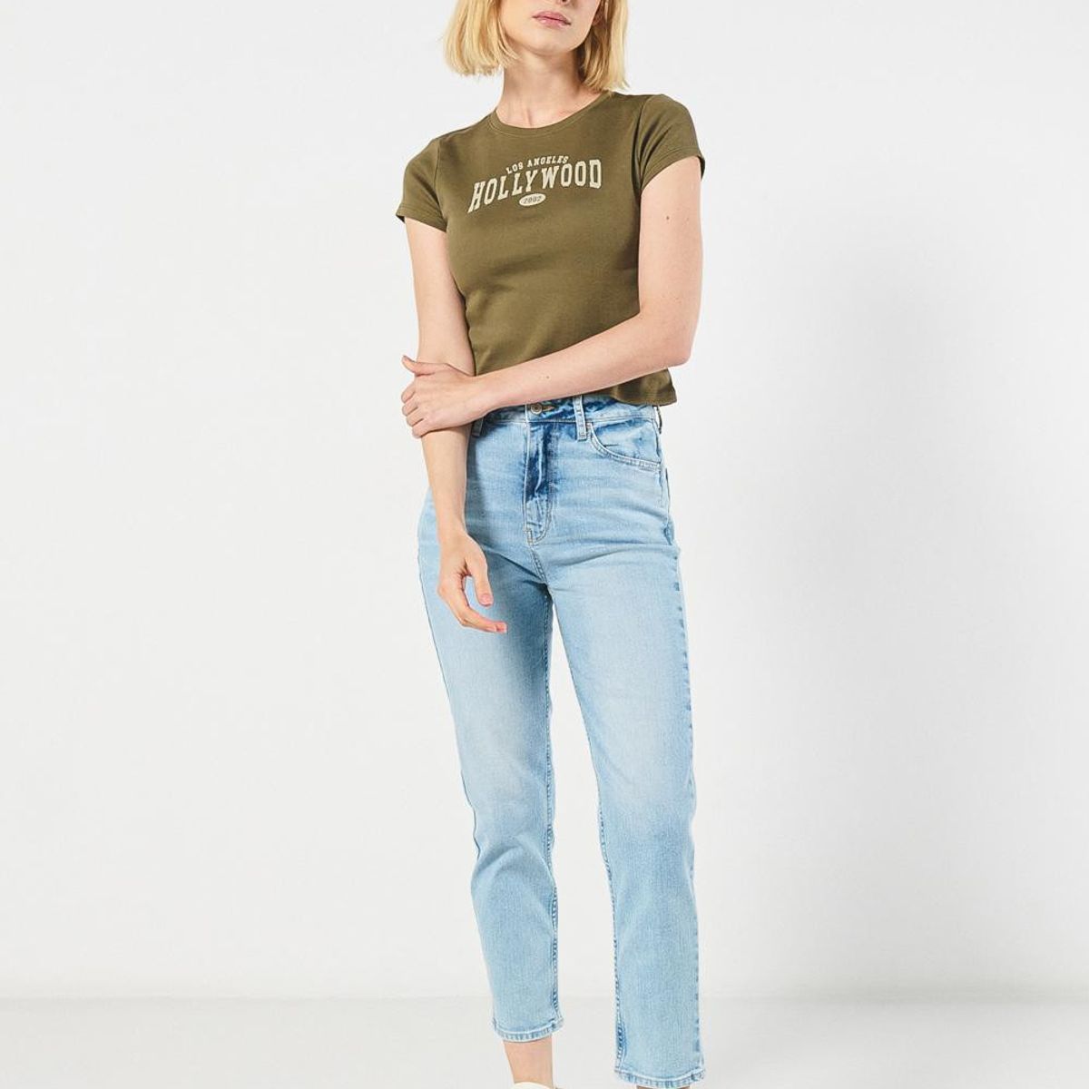 KOAJ - KOAJ Jean mom súper tiro alto azul con bota recta y bolsill Mujer