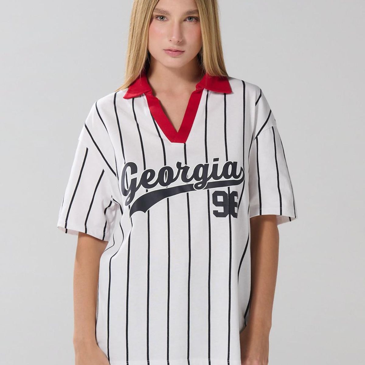 KOAJ - KOAJ Camiseta oversize crema a rayas manga corta con arte co Mujer