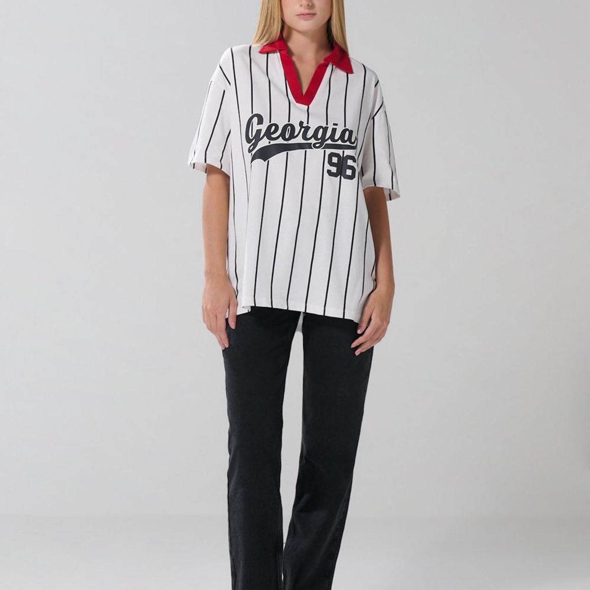 KOAJ - KOAJ Camiseta oversize crema a rayas manga corta con arte co Mujer