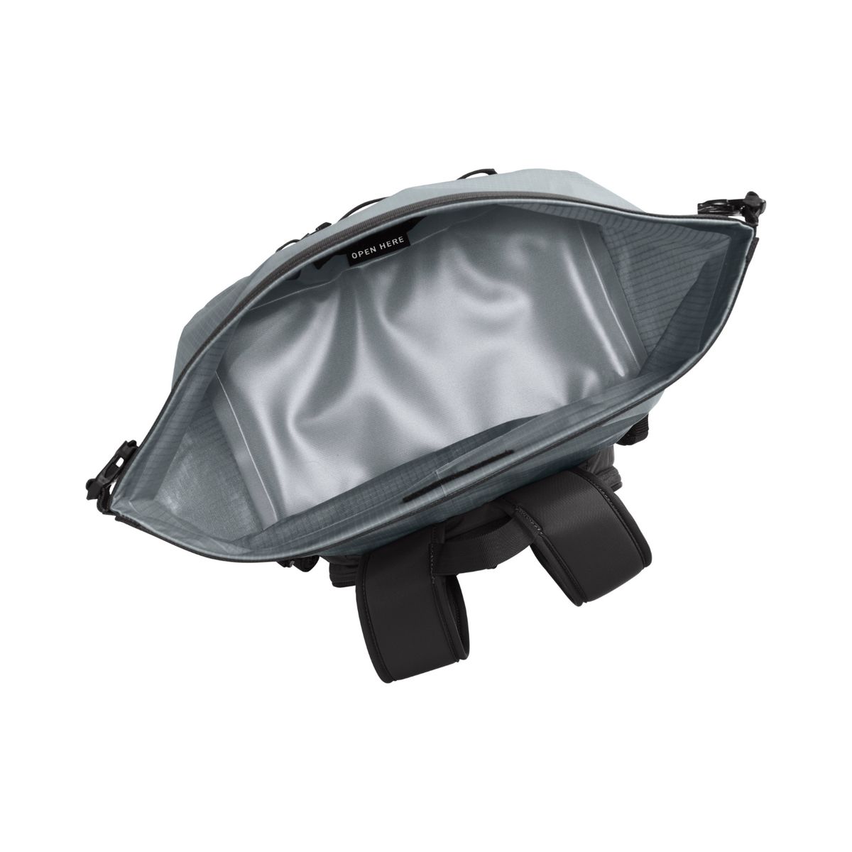 CAMELBAK - Nevera Camelbak ChillBak Pack 30 Fusion 6L Group Monument Grey