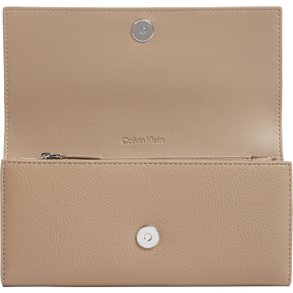 CALVIN KLEIN - Billetera beige trifold con placa metálica Calvin Klein