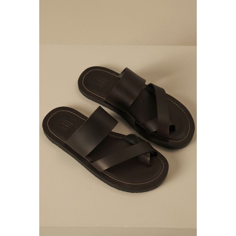 ILOT - SANDALIAS EN CUERO TIRAS CRUZADAS MARCA ILOT AH39052