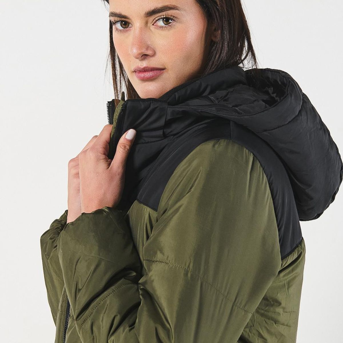 KOAJ - KOAJ Chaqueta acolchada con bloque de color en contraste. Mujer