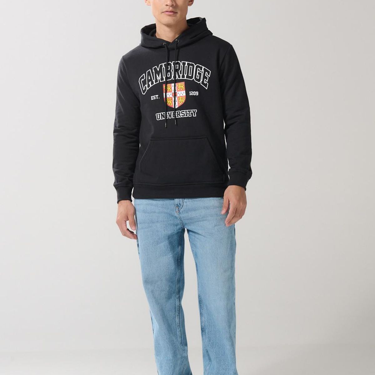 KOAJ - KOAJ Buzo con capota negro y estampado de Cambridge Hombre