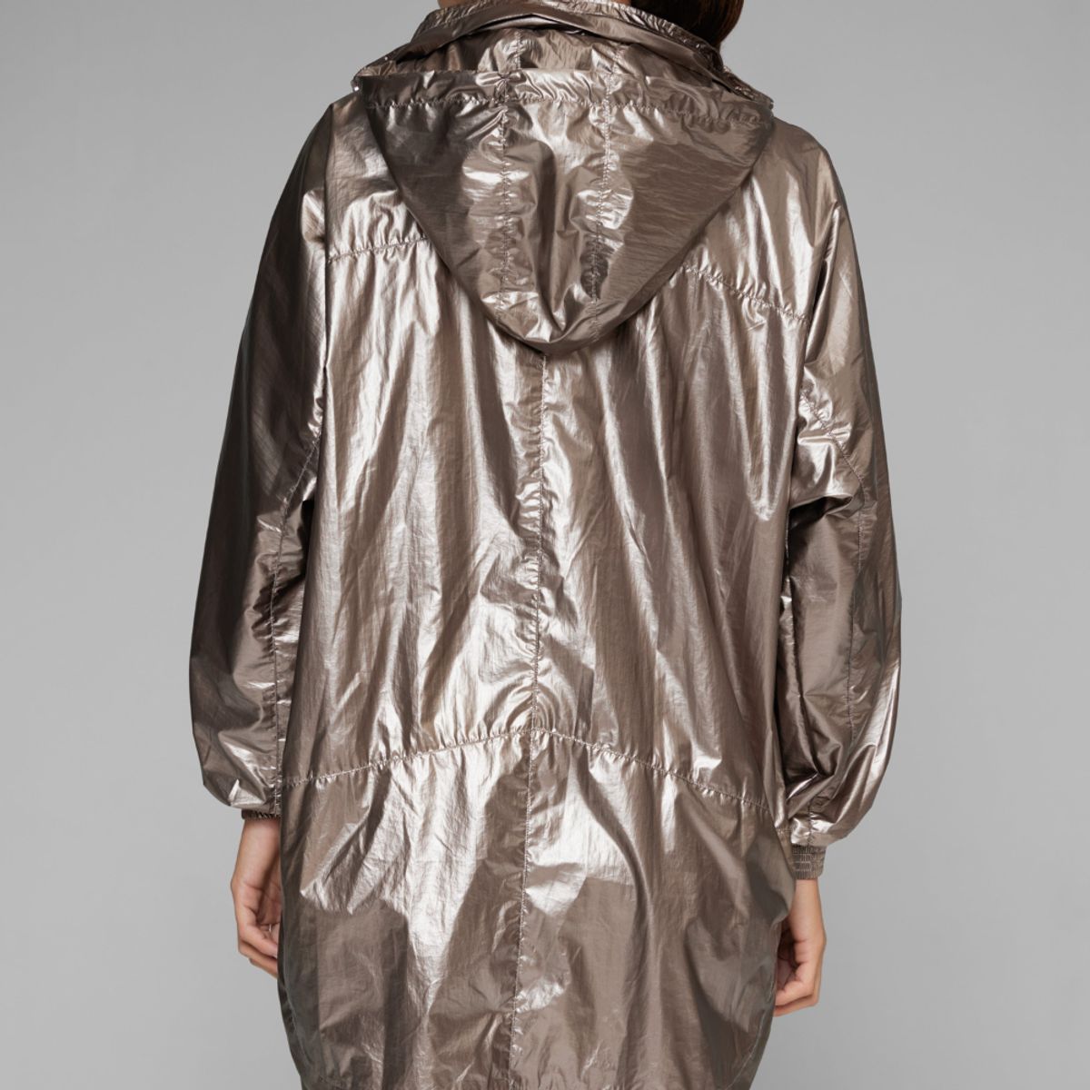 MOVU - Chaqueta troya rompevientos metalizada MOVU.