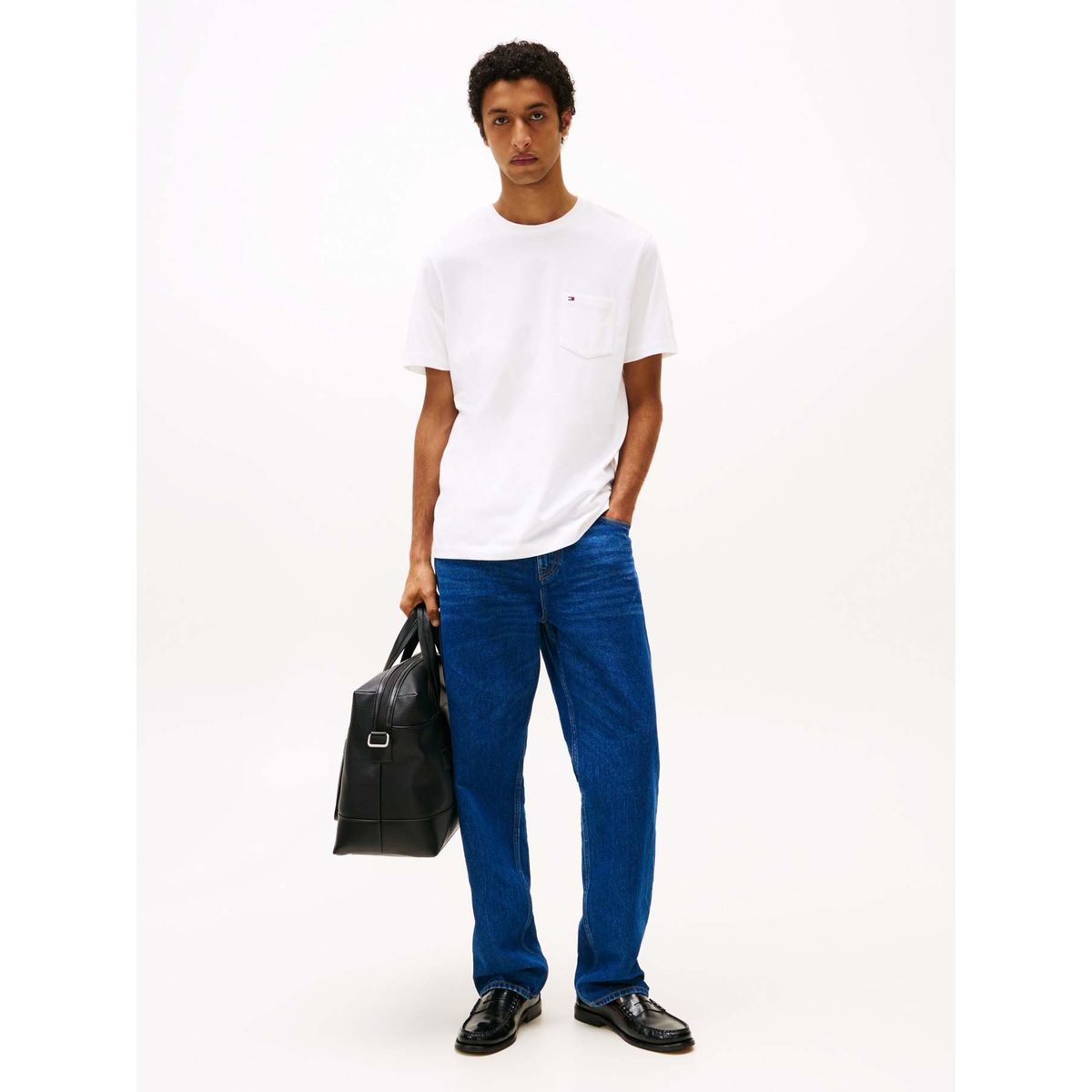 TOMMY HILFIGER - Camiseta blanca de cuello redondo con bolsillo Tommy Hilfiger