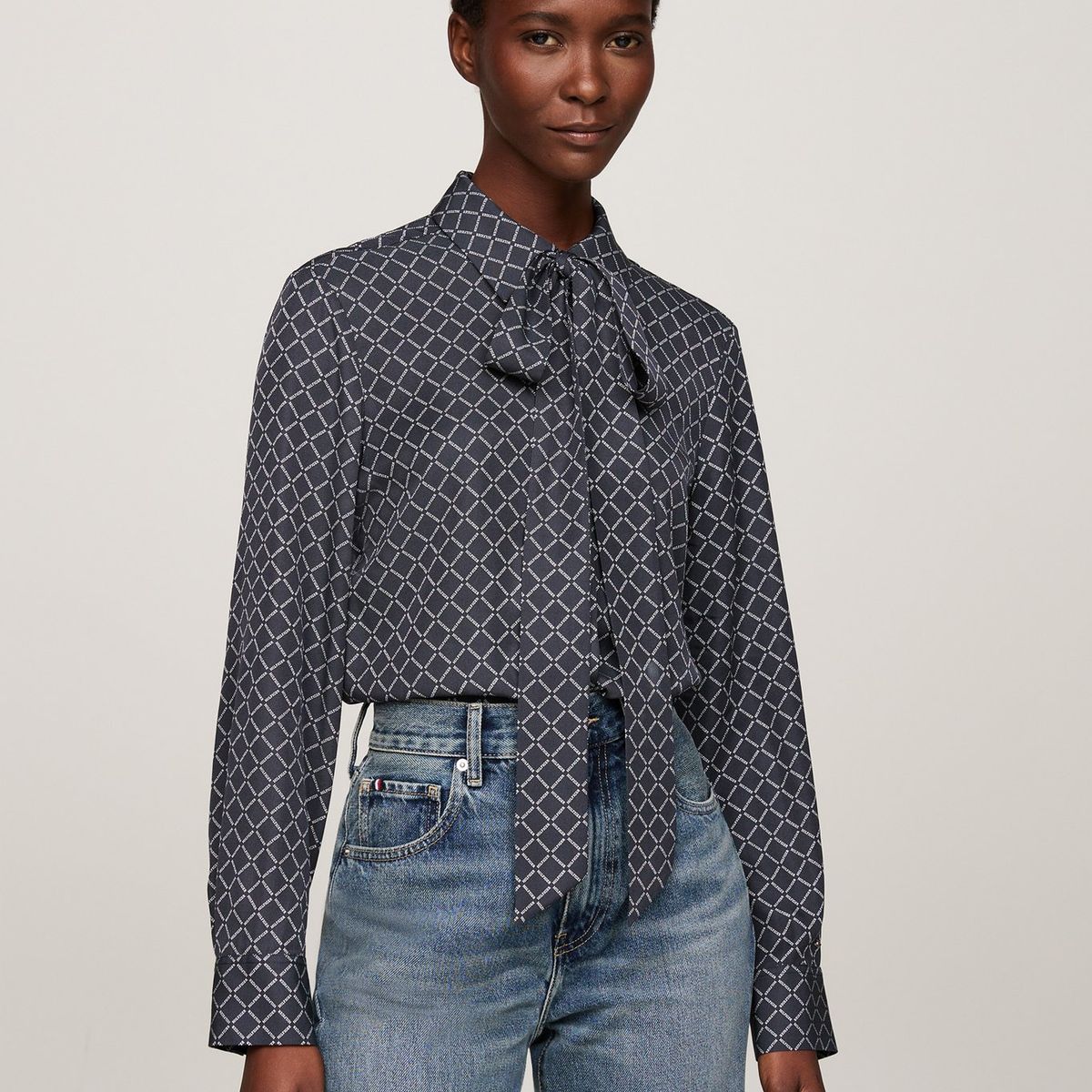 TOMMY HILFIGER - Blusa azul de viscosa con lazo en el cuello Tommy Hilfiger