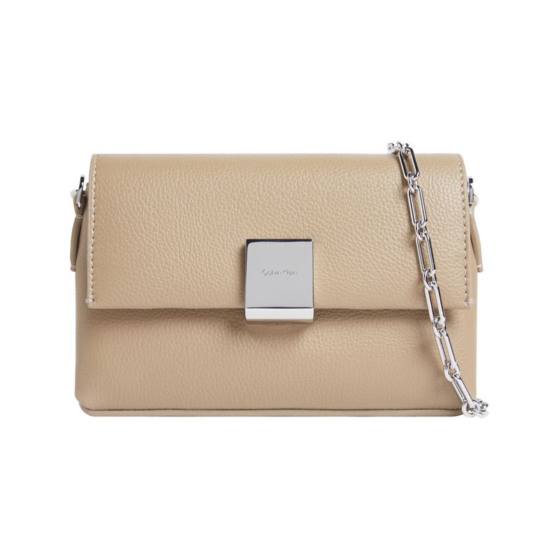 CALVIN KLEIN - Bolso beige cruzado con placa y cadena Calvin Klein