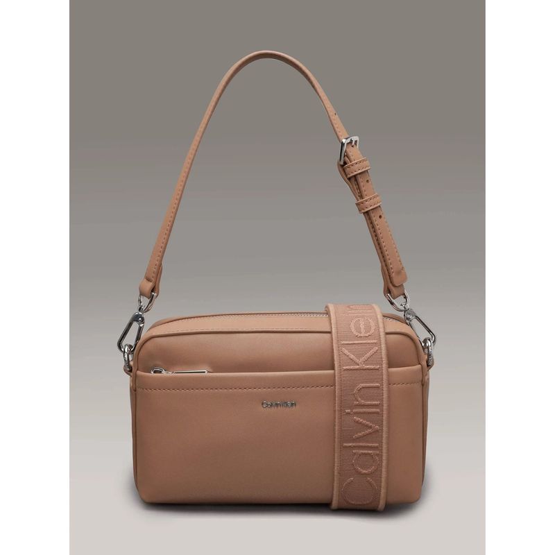CALVIN KLEIN - Bolso beige cruzado convertible Calvin Klein