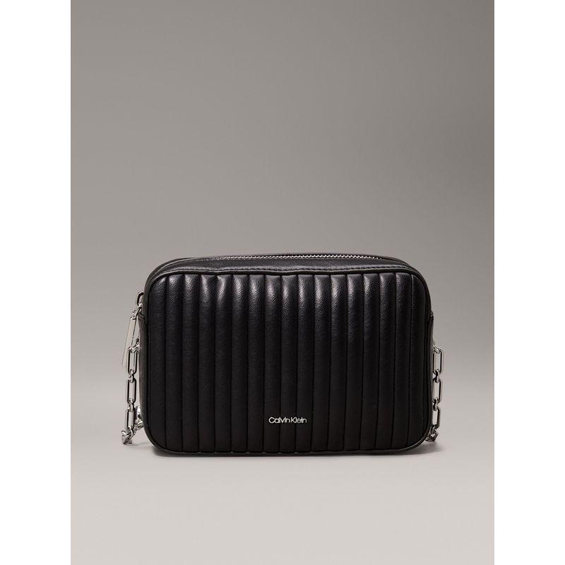 CALVIN KLEIN - Bolso negro cruzado acolchado con solapa Calvin Klein