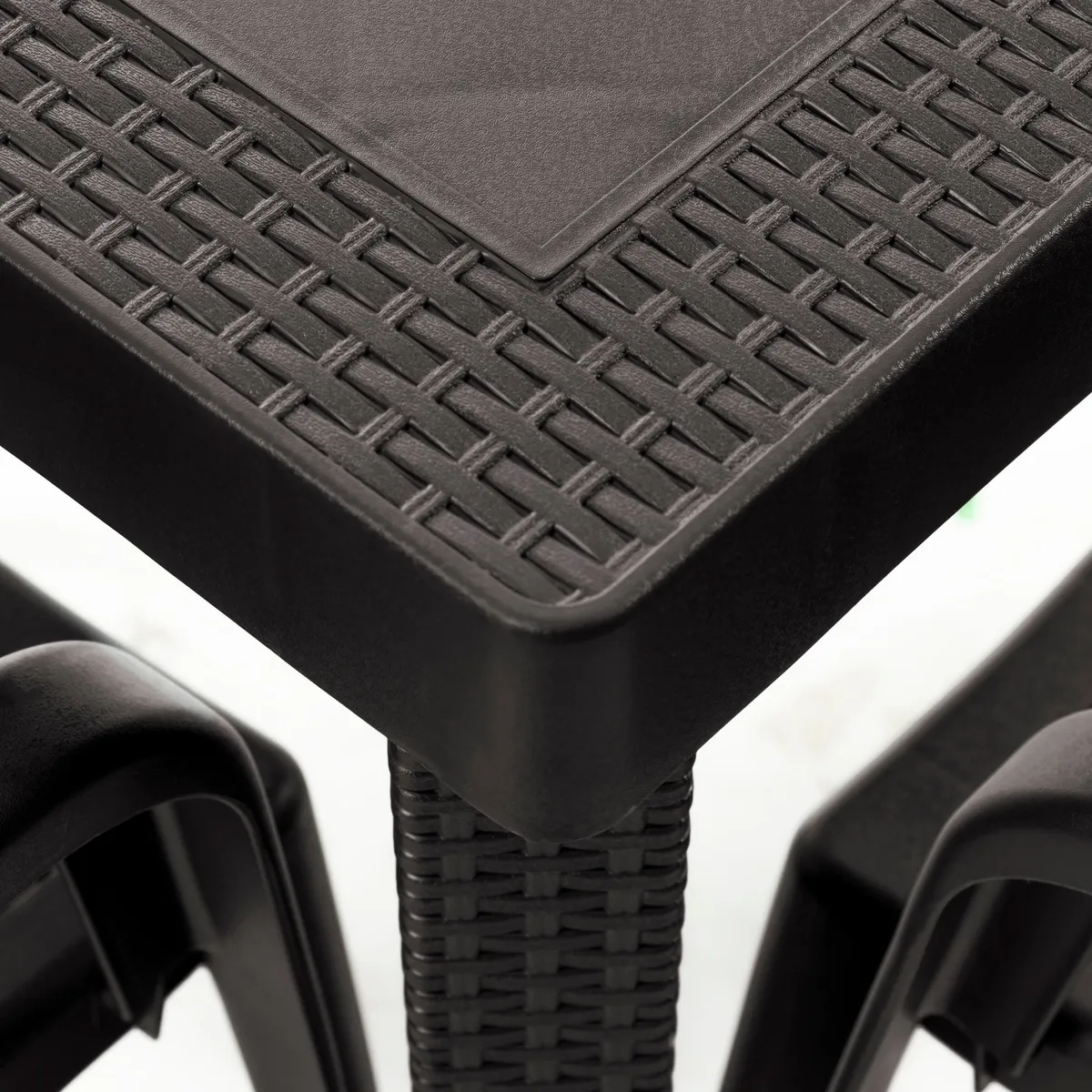 PLASTICOS MQ - Juego De Comedor Plastico Para Exterior e Interior 4 Puestos Mq