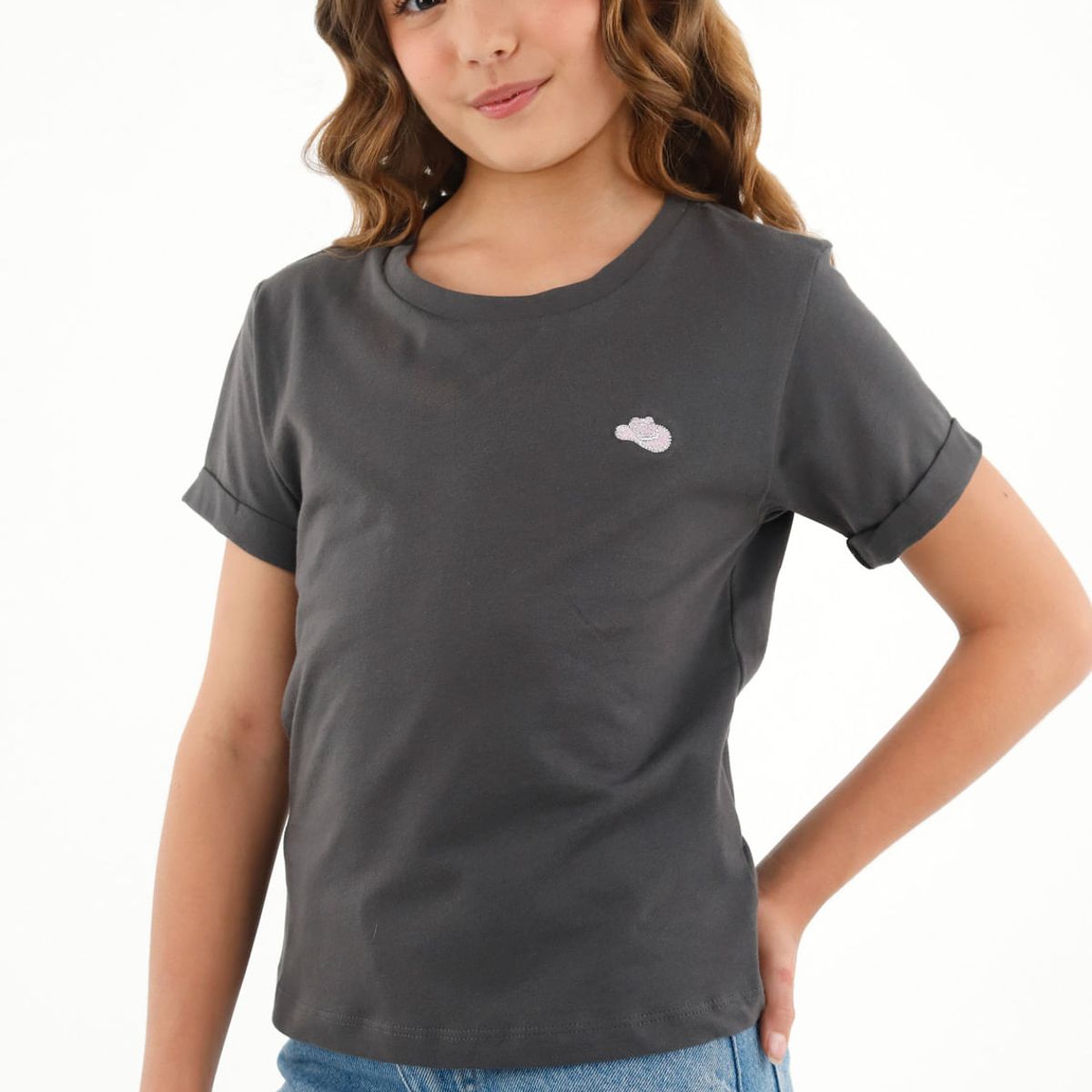 TENNIS - Camiseta gris con mini bordado para niña