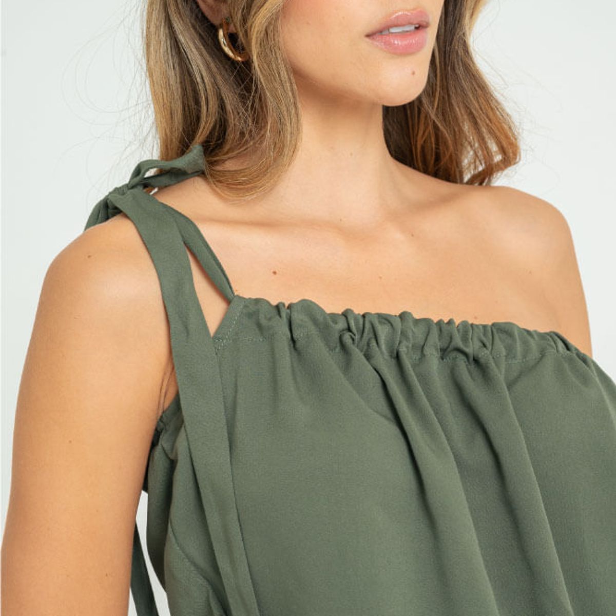 RAGGED - Blusa asimetrica Verde militar Ragged.