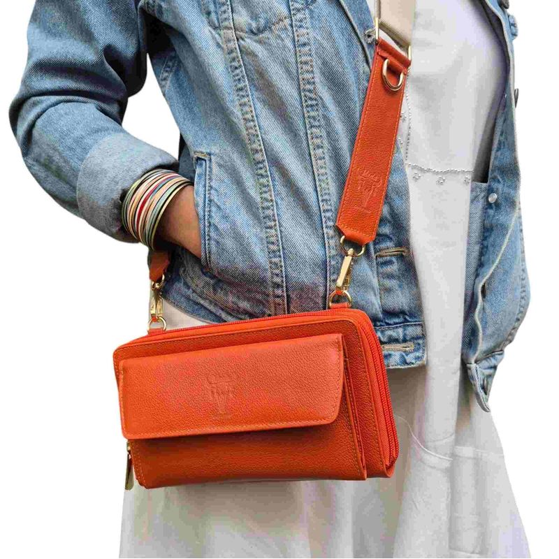 MARLA - Bolso Portacelular Lucia MARLA con doble compartimento y compartimento para tarjetas cuero 100%