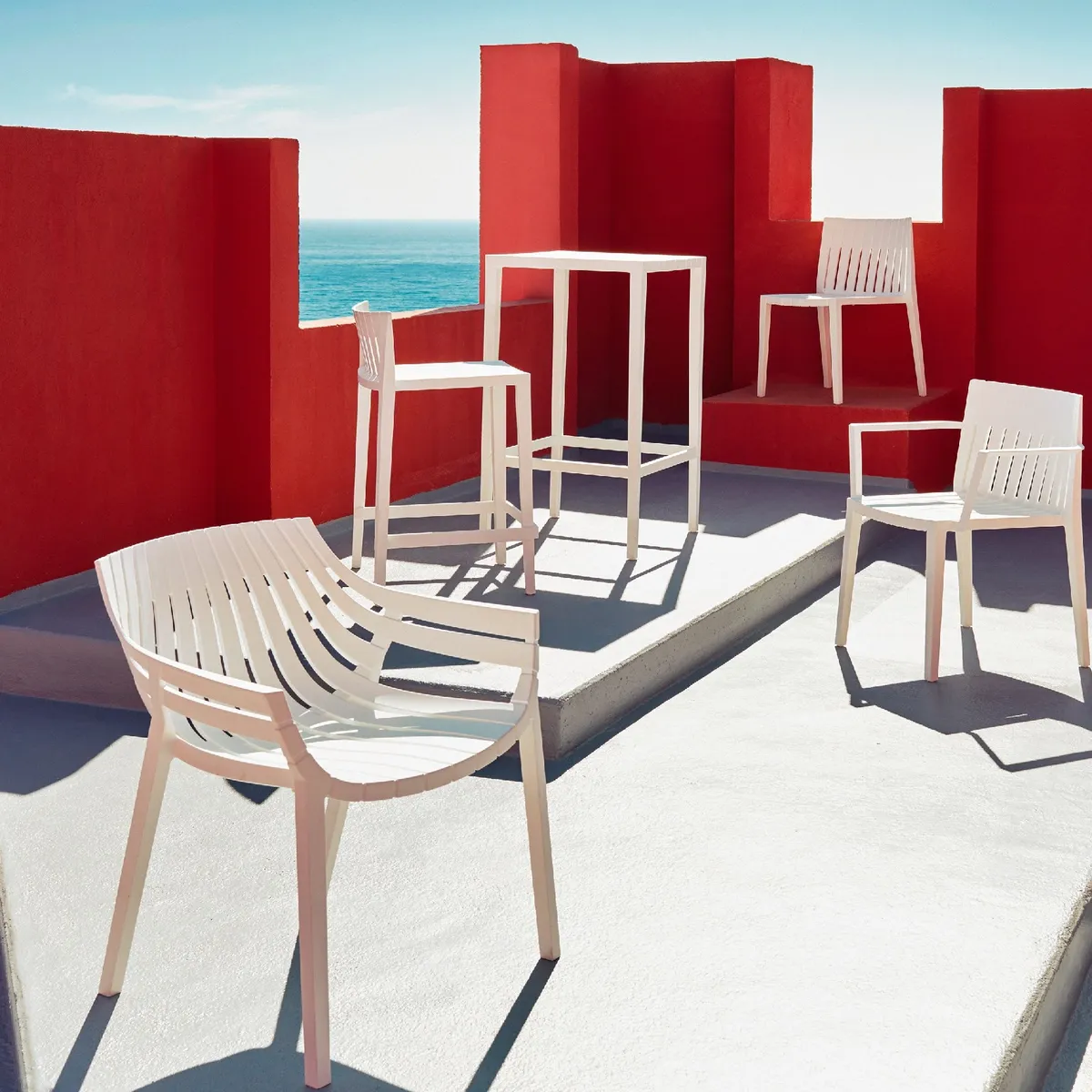 VONDOM - BUTACO BAJO SPRITZ MOSTAZA VONDOM EN POLIPROPILENO