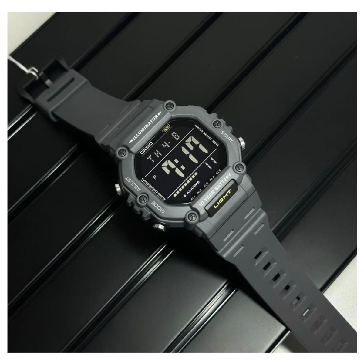 CASIO - Reloj Casio Modelo AE-1600H-8B Diseño Deportivo