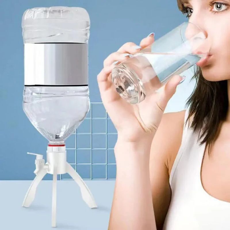 GENERICO - Soporte dispensador triangular para botellon de agua