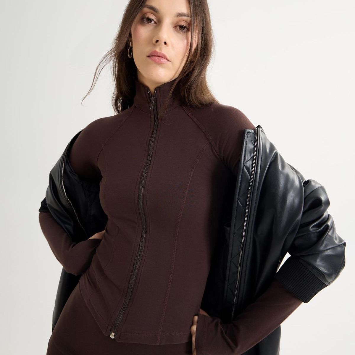 SEVEN SEVEN - Buzo Para Mujer Zipper Color Cafe Oscuro Marca Seven Seven #28060457