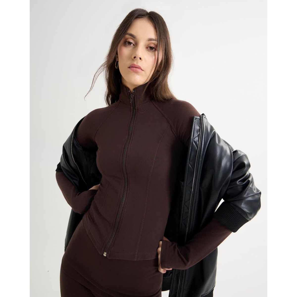 SEVEN SEVEN - Buzo Para Mujer Zipper Color Cafe Oscuro Marca Seven Seven #28060457