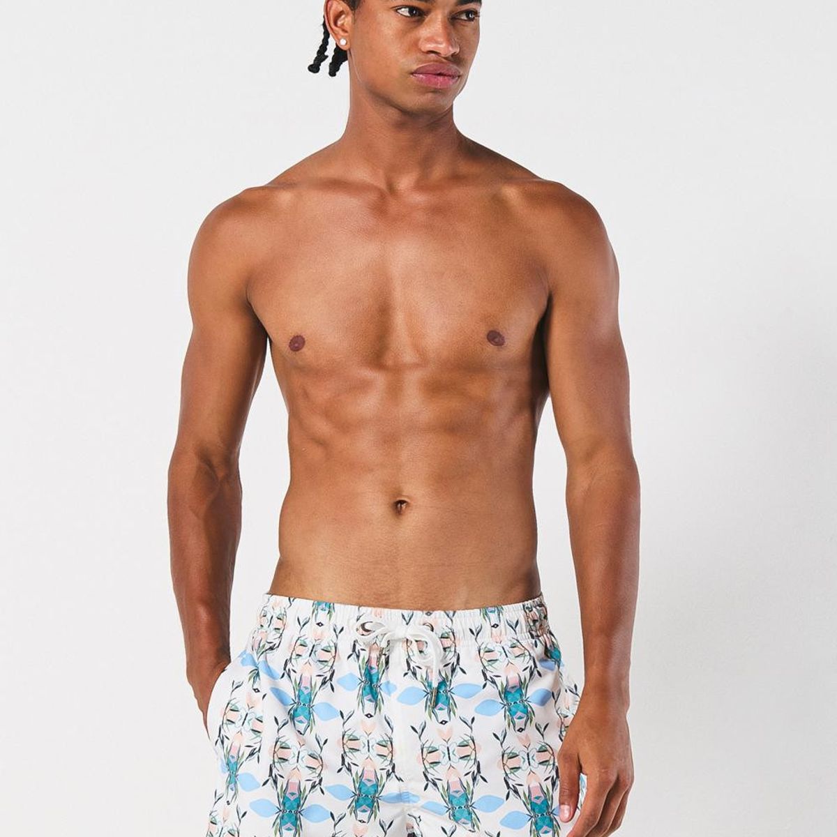 KOAJ - KOAJ Bermuda playera crema clara con diseños marinos Hombre