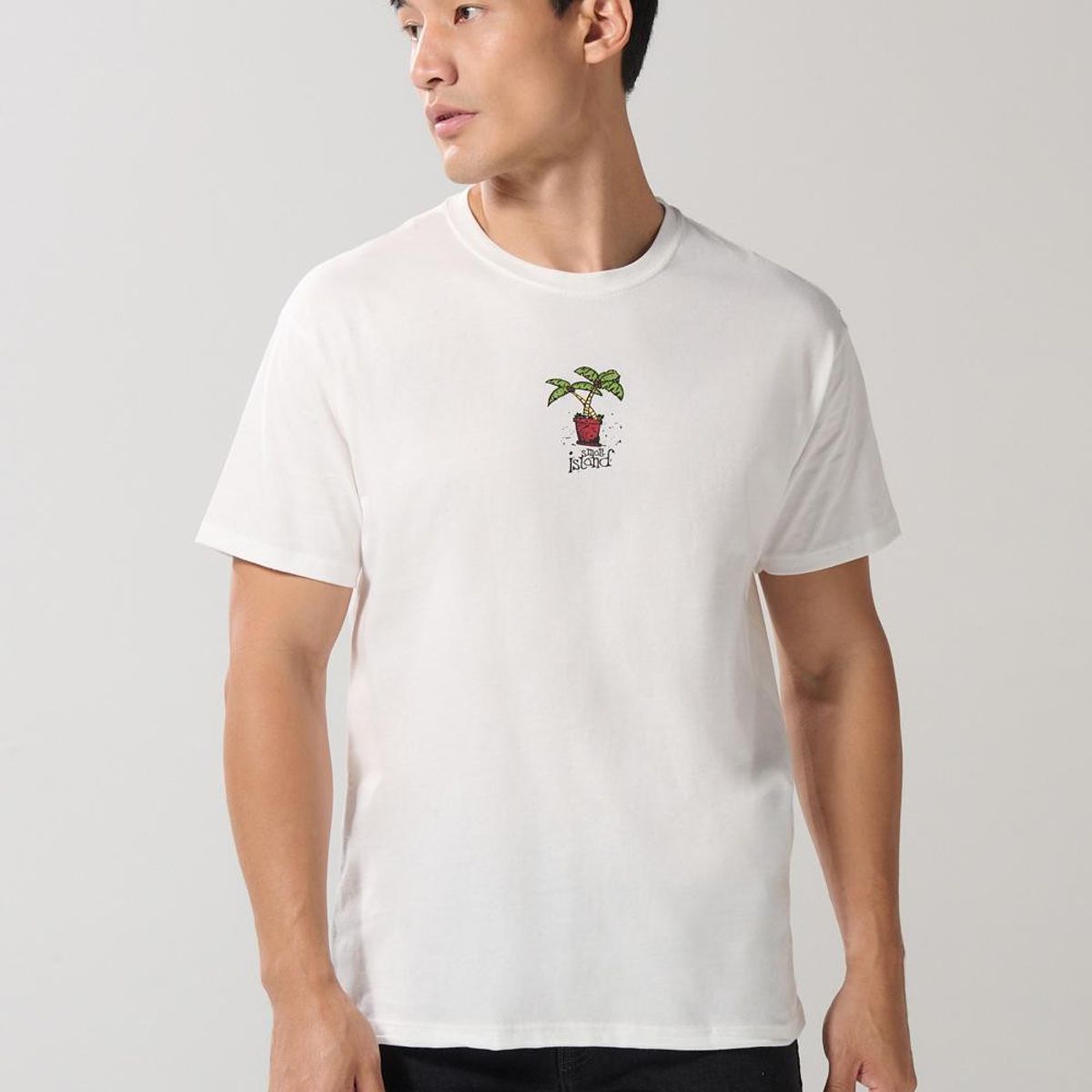 KOAJ - KOAJ Camiseta manga corta crema con diseño de playa Hombre