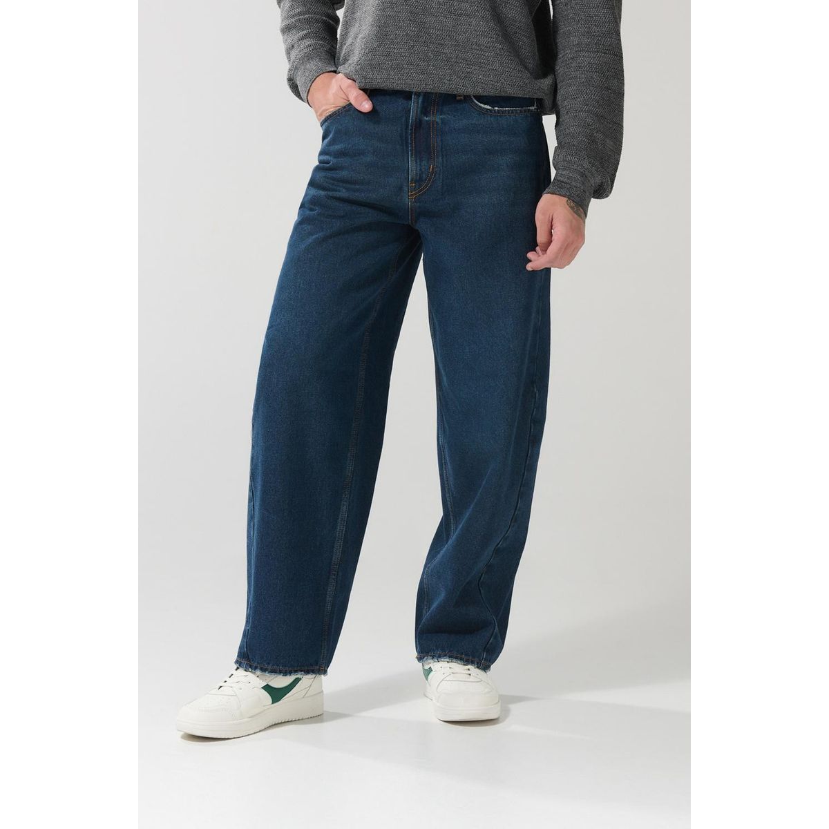 KOAJ - KOAJ Pantalon jean barrel, fit contemporáneo, y ultra tenden Hombre