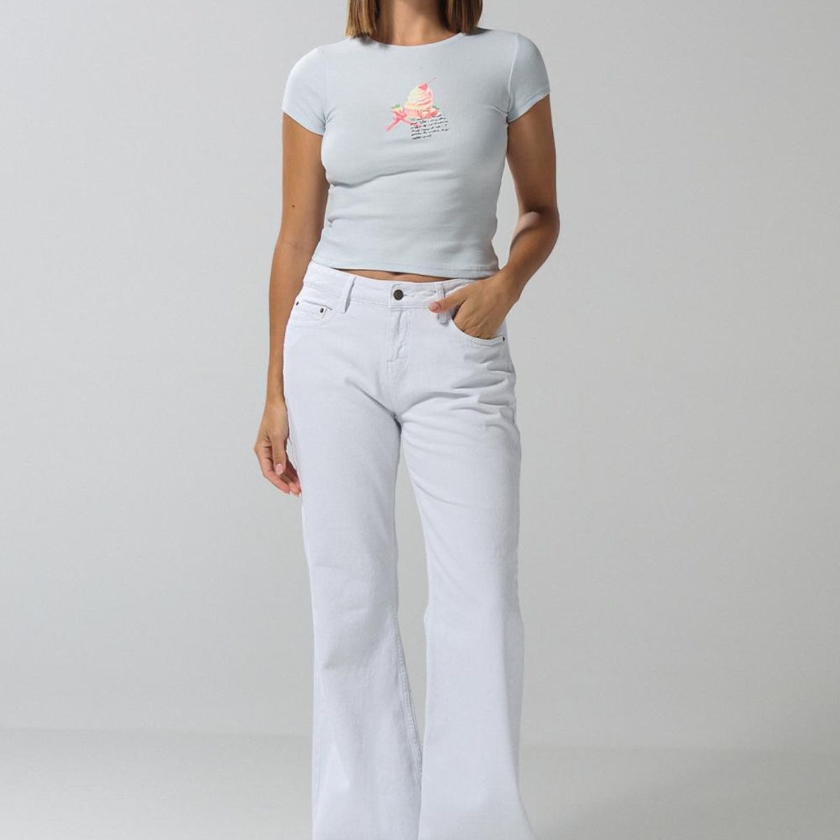 KOAJ - KOAJ Camiseta en rib unicolor manga corta con diseño de comi Mujer