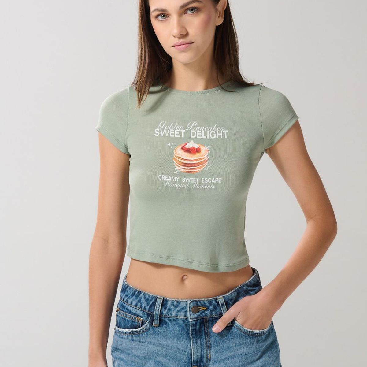 KOAJ - KOAJ Camiseta unicolor en rib con diseño de comida y manga  Mujer