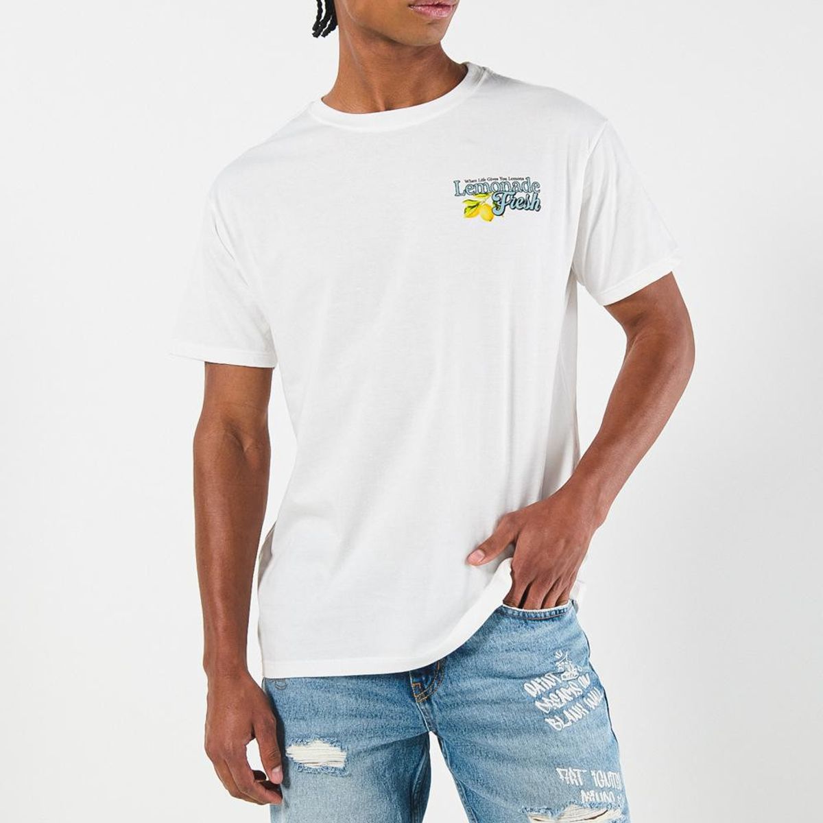 KOAJ - KOAJ Bermuda en jean slim azul con tiro bajo, diseños y rot Hombre