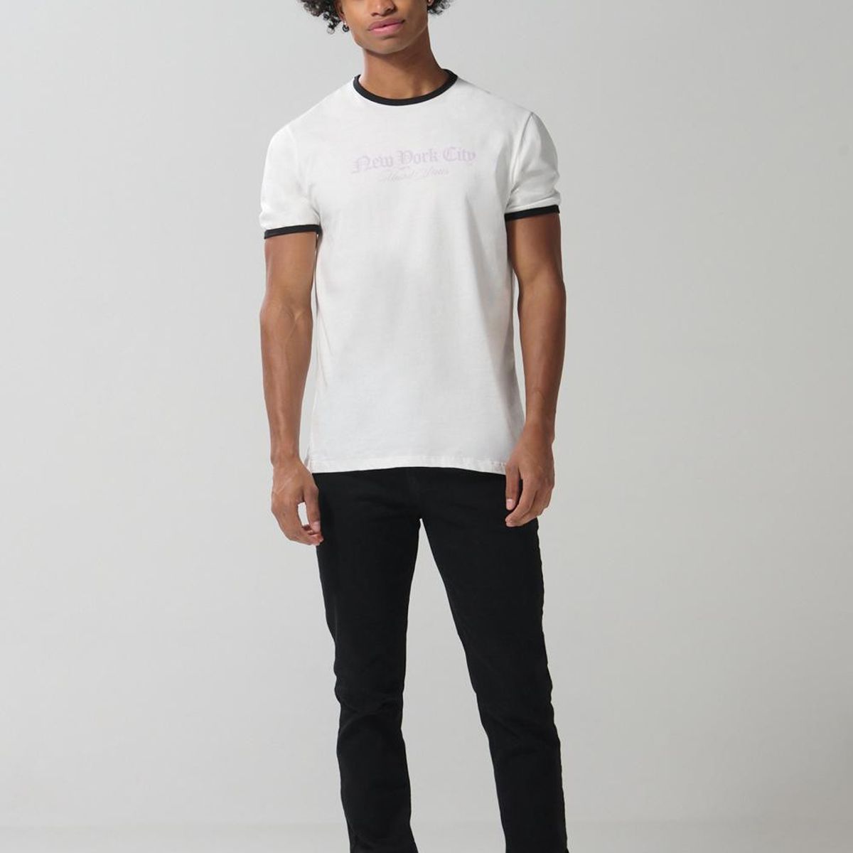 KOAJ - KOAJ Camiseta college con contrastes y manga corta crema Hombre