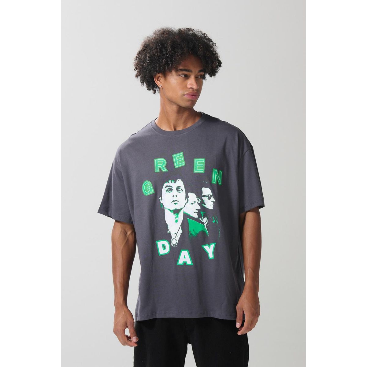 KOAJ - KOAJ Camiseta gris oversize manga corta de Green Day Hombre