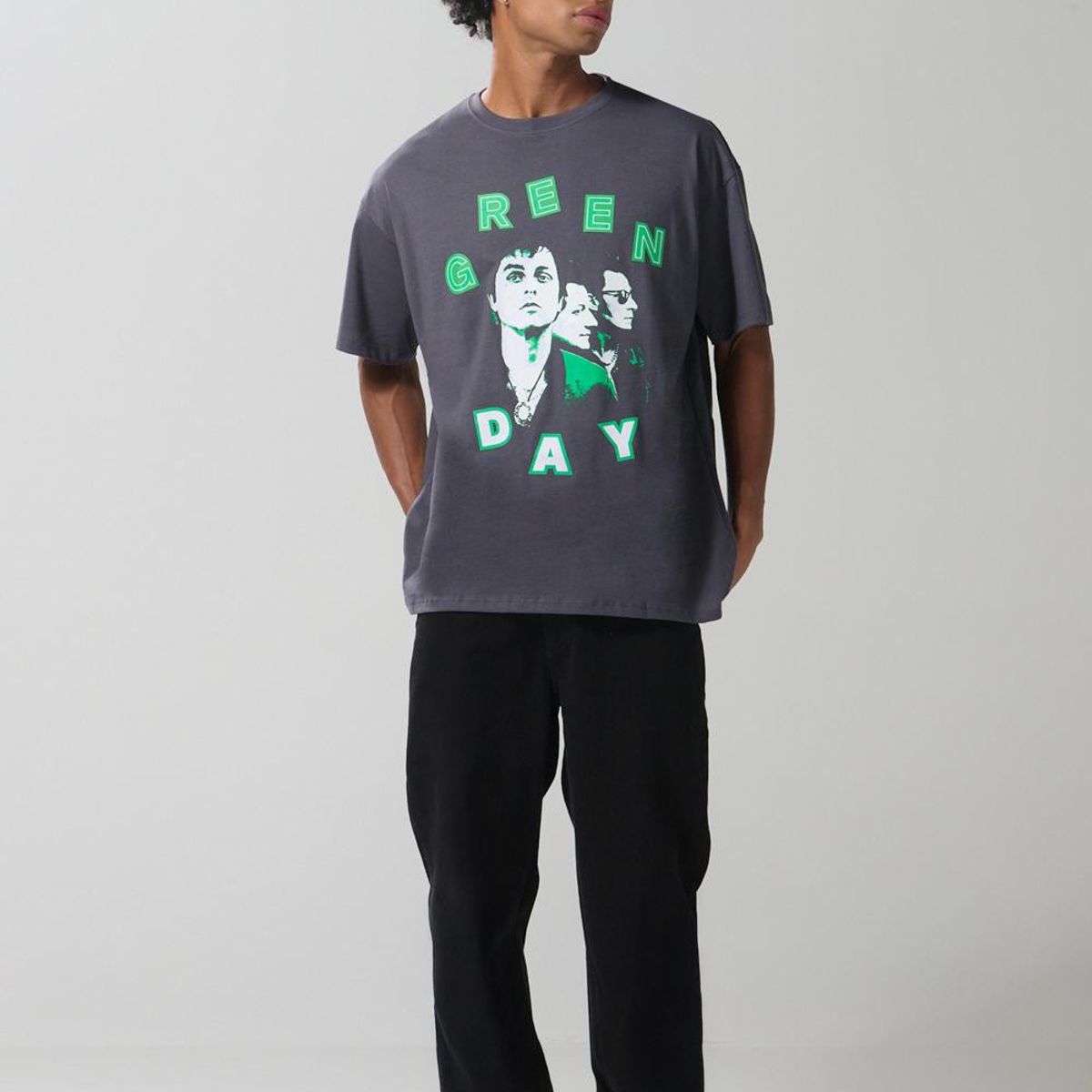 KOAJ - KOAJ Camiseta gris oversize manga corta de Green Day Hombre