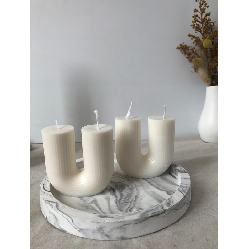 DECORACIONES ALE Y GABI - Set de Velas Lu  Y Base Decorativa en concreto19cms