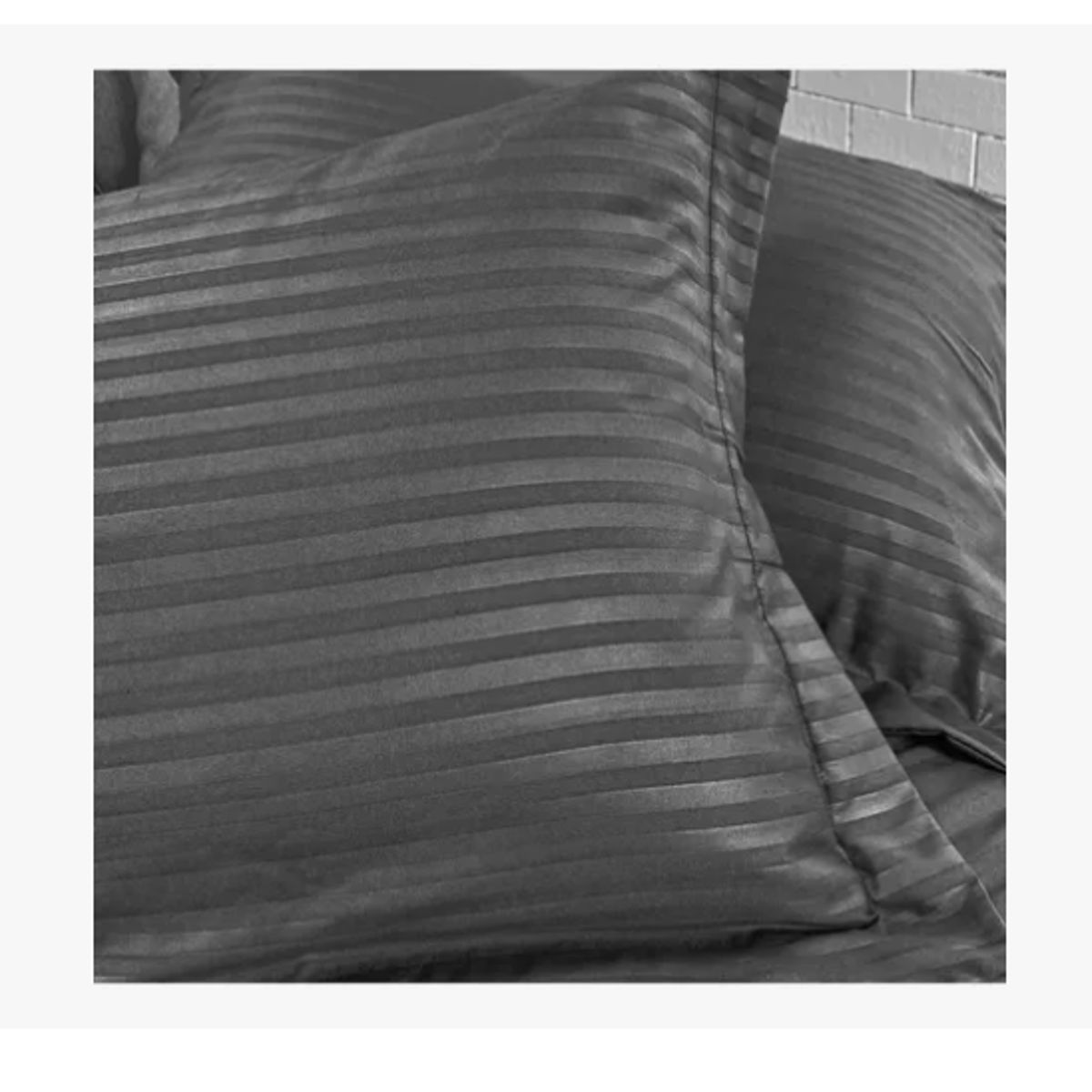 INNOVA - Edredon Cubrelecho Premium Cama Doble Con Fundas Para Almohada Innovo