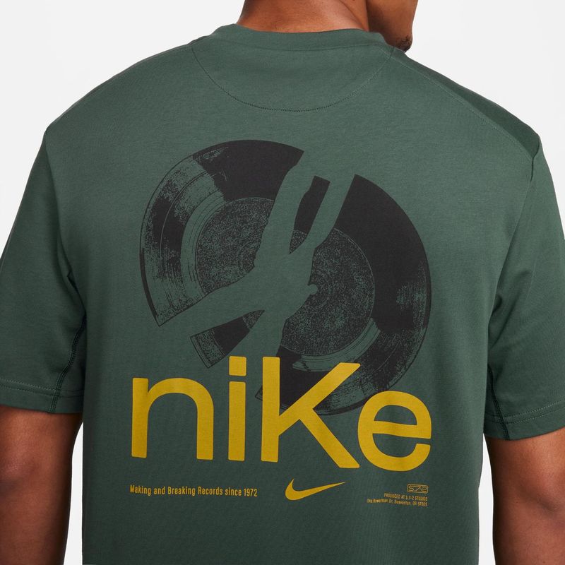 NIKE - Camiseta Hombre Nike Primary Studio '72