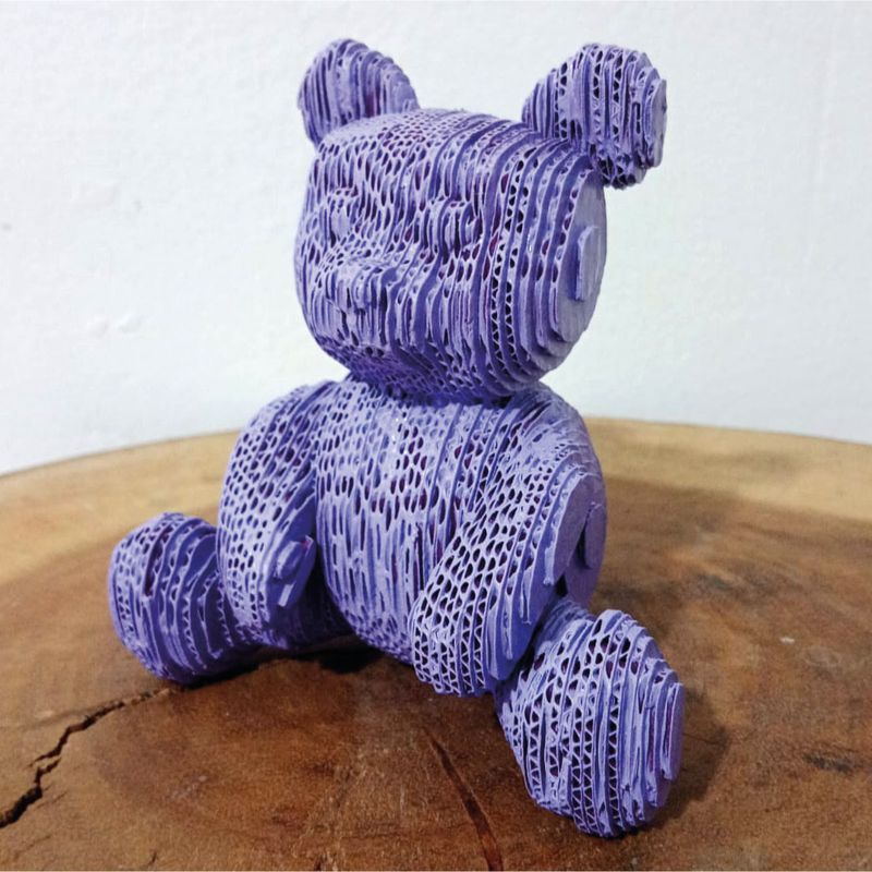 GENERICO - Oso Decorativo Morado en Cartón