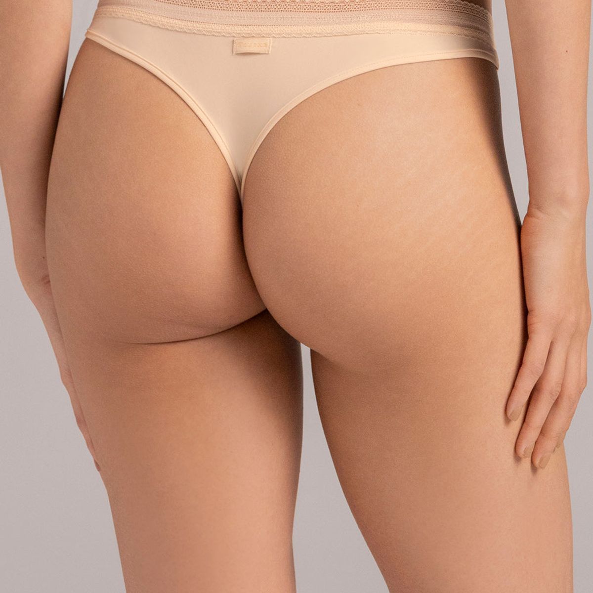 TOUCHE LINGERIE - Panty Brasilero En Microfibra Y Encaje Ref.  2111051