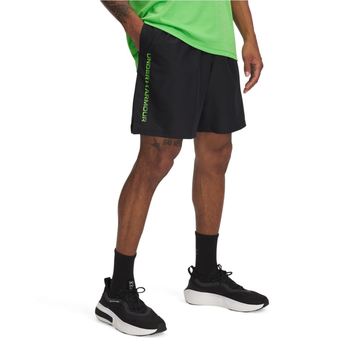 UNDER ARMOUR - Short Hombre Under Armour Tch Wvn Wrdmrk Short Negro UNDER ARMOUR