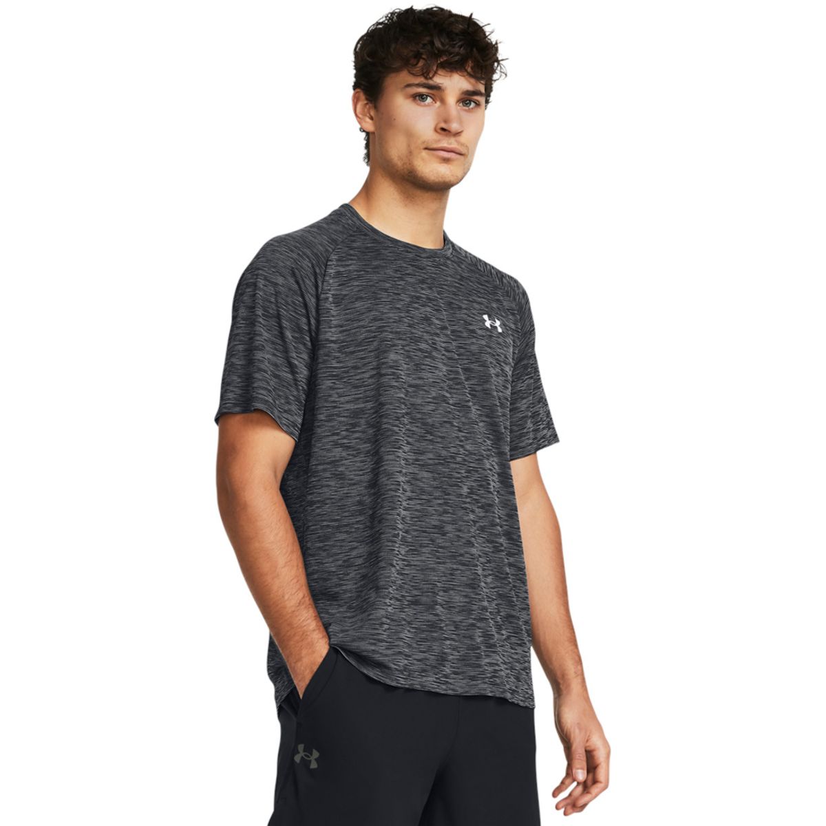 UNDER ARMOUR - Camiseta Hombre UNDER ARMOUR UA TECH TEXTURED SS Negro UNDER ARMOUR